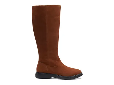 Immagine prodotto di CLARKS Stivali da donna Un Elda Hi marrone pelle scamosciata isolata CLARKS Stivali da donna Un Elda Hi marrone pelle scamosciata isolata 36