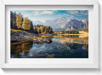 Produktbild von Schöne Berglandschaft mit See– Wandbild mit Rahmen – Gerahmtes Bild  – Wanddekoration – 30x20 cm –  Weiß Rahmen