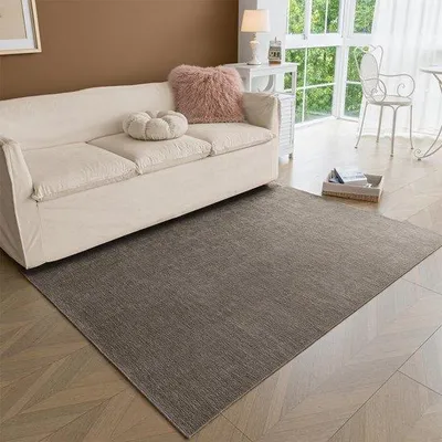 Produktbild von Unyqoos® Waschbarer Kurzflor-Teppich 140 x 200 cm – Taupe, 0,5 mm Florhöhe, pillingarm, rutschfeste TPR-Unterseite für Wohn- & Schlafzimmer