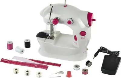 Obrázek produktu pro Šicí stroj pro děti Fashion Passion Klein, včetně šicích potřeb, růžový, černý, bílý
