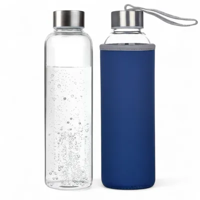 Produktbild von Trinkflasche aus Glas 550ml (Blau) Auslaufsichere Glasflasche aus Borosilikatglas, BPA-frei, kohlensäuregeeignet & spülmaschinenfest, mit Schutzhülle,