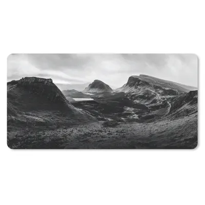 Produktbild von MuchoWow® Mauspad Mousepad Die Berge von Skye in Schwarz und Weiß 27x18 cm - Mousepads - Maus Mat - Pad - Mausunterlage - Büroartikel - Desk Matten
