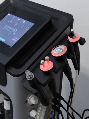 Image de Appareil de soin du visage 10-en-1 pour l'hydrodermabrasion - Électrique - Soin et revitalisation de la peau