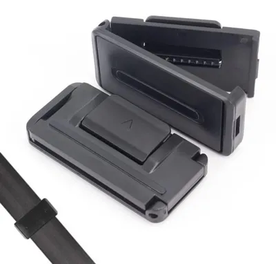 Produktbild von Sicherheitsgurtversteller Auto - 2 Stück - Gurtclip für Sicherheitsgurte - Universal Gurtklemme - Verstellbar - Autozubehör - Schwarz