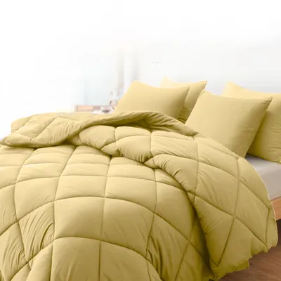 Produktbild von Sleep Comfy Deluxe 2-in-1 All Year Bettdecke 240x220 cm Taupe - Bettdecke ohne Bezug mit 2 Kissenbezügen 60x70 cm, Atmungsaktiv & Allergikergeeignet