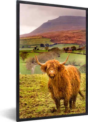 Produktbild von MuchoWow® Gerahmtes Poster Schottische Highlander - Berge - Natur 20x30 cm - Poster mit Schwarzem Bilderrahmen Wandposter Rahmen Foto Bilder - Drucken - Bilder Poster im Rahmen