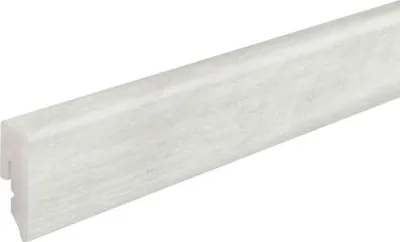 Produktbild von SKANDOR Sockelleiste PVC KU048L Pinie 2400 x 38,5 x 15 mm
