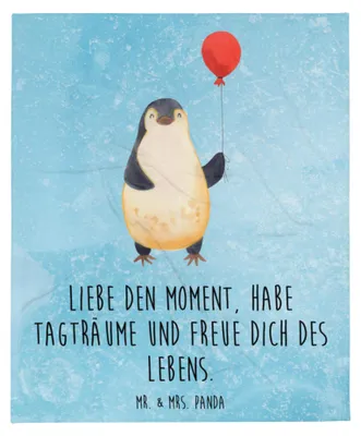 Produktbild von Mr. & Mrs. Panda Tagesdecke Pinguin Luftballon - Eisblau - Geschenk, Pinguine, Sofadecke, Glück, Plaid, Motivation, Liebe, Bettdecke, Kuscheldecke, Schlafdecke