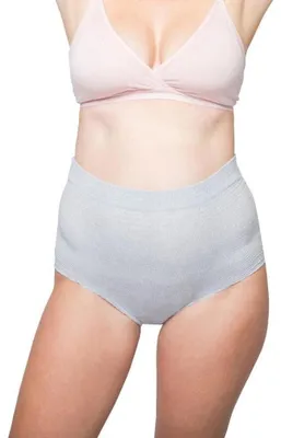 Image de Frida Mom Culotte à usage unique post-partum Taille haute, lot de 8