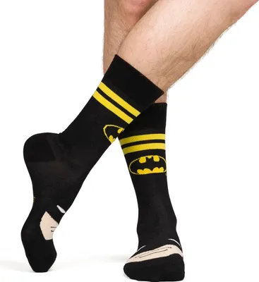 Produktbild von Herren-Socken BATMAN, Baumwollsocken Größe 40-45 von SOXO, lustige Socken als Geschenk zum Geburtstag für Männer.