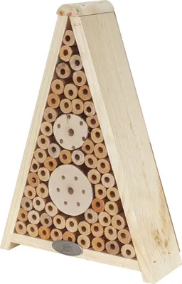 Produktbild von Dehner Natura Premium Insektenhotel Gaia, Insektenhaus / Nistkasten für Bienen/Schmetterlinge/Käfer, ca. 24 x 34 x 9 cm, aus FSC®-em Kiefernholz / Metall, natur