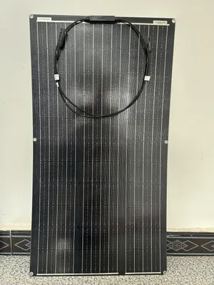 Immagine prodotto di Pannello solare flessibile da 300W, 12V, monocristallino - Ultra sottile, impermeabile - Ideale per camper e barche