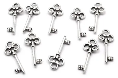 Produktbild von Vintageparts Schlüssel-Anhänger antik silberfarben verziert 21 mm für Ketten und Ohrringe, 10 Stück