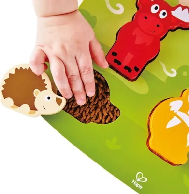 Immagine prodotto di Puzzle tattile con animali della foresta Hape