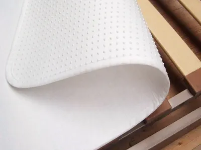 Produktbild von Biberna Sleep & Protect Matratzenschoner Noppenunterlage weiß, 95x195 cm