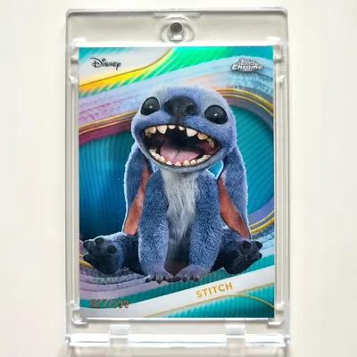 Produktbild von Topps Chrome Disney Card – Stitch – Limited to 299