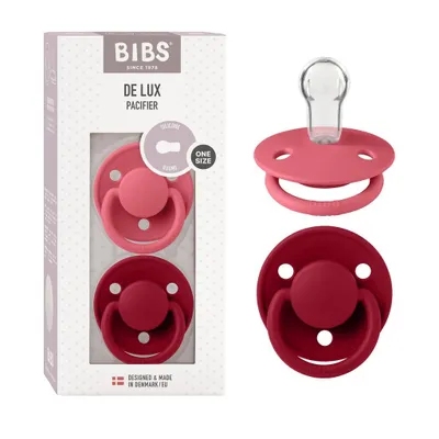 Imagen del producto de BIBS De Lux, set de 2 chupetes, sin BPA, tetina con forma de cereza. Fabricado en silicona, Dinamarca. Talla única (0-36 meses), color coral/rubí