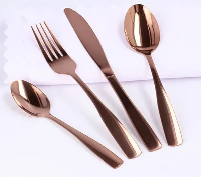 Immagine prodotto di Set Di Posate In Acciaio Inossidabile Per 6 Persone - Oro Rosa
