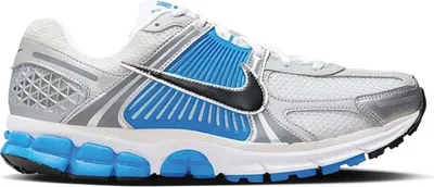 Image de Nike Sneakers FJ4151-100 in Silver color size 44