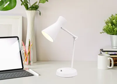 Obrázok produktu pre Stolná lampa ENZO v bielej farbe