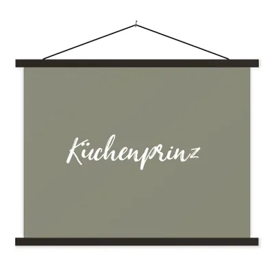 Produktbild von MuchoWow® Textilposter Zitate - Küchenprinz - Sprichwörter - Männer 150x113 cm mit schwarzem Rahmen - Wohnzimmer