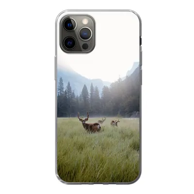 Produktbild von MuchoWow® Handyhülle Schutzhülle Hülle für iPhone 13 Pro Wald - Hirsche - Nebel Silikon Softcase Handy Hülle - Handy-Tasche