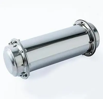 Produktbild von Zeitkapsel aus Edelstahl – abschließbarer Behälter für die Zukunft. Die Zeitkapsel wird vergraben. Wasserdicht, korrosionsbeständig und stoßfest.