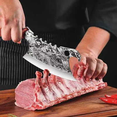 Produktbild von Famanu Hackmesser mit Holzgriff - ergonomisches Design, scharfes Klingenprofil
