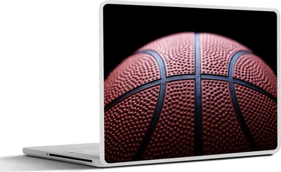 Produktbild von MuchoWow® Laptop Aufkleber Sticker Cover Ein Basketball auf schwarzem Hintergrund 30x22 cm - Laptop-Sticker