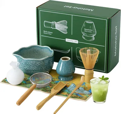 Produktbild von VONATES Matcha Set 9-tlg. mit Matcha-Schale, Bambus-Besener & Halter, Sieb, Löffel, Tuch, Eisform - Starter-Kit für Teezeremonie & Geschenk, Blau