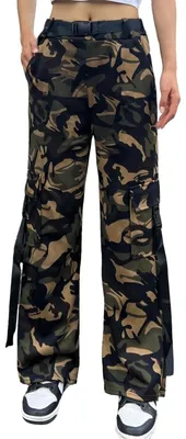 Imagen del producto de Pantalones de camuflaje estilo militar con 4 bolsillos