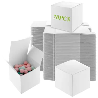 Immagine prodotto di Scatole per spedizioni, dimensioni 10x10x10 cm - confezione da 70 pezzi. Piccole scatole di cartone, ideali per confezioni regalo e spedizioni