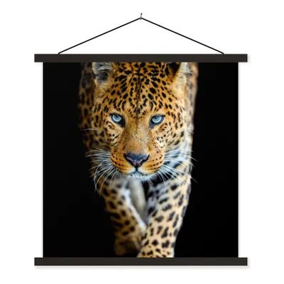 Produktbild von MuchoWow® Textilposter Leopard - Tiere - Porträt - Wildtiere - Schwarz 90x90 cm mit schwarzem Rahmen - Magnetisches