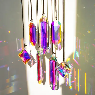 Produktbild von Set aus 7 Kristall Sonnenfängern Prismen für Regenbogeneffekt