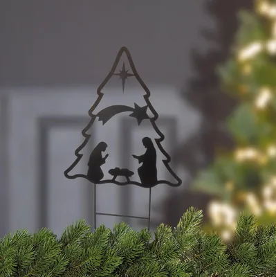 Immagine prodotto di Gilde Gartenstecker, Tannenbaum, "Krippe", Krippenmotiv, Metall, dunkelbraun, VE 2, L. 1 cm, B. 51 cm, H. 102 cm 69760 4063387697603