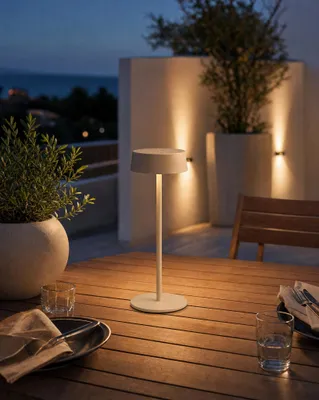 Produktbild von Northpoint Elegante LED Akku Tischleuchte Dimmbar Kabellos Metallgehäuse IP54 beige