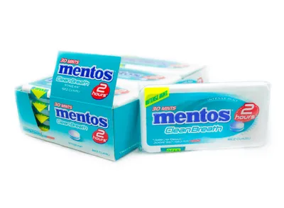 Produktbild von Mentos Clean Breath Intense Mint 12 opakowań x21g Duże Opakowanie Rodzinne