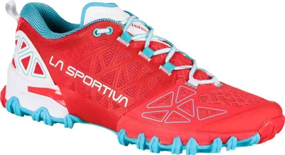 Trailrunning-Schuh "Bushido II Woman" von La Sportiva in Rot und Blau; mit atmungsaktivem Obermaterial und griffiger Sohle.