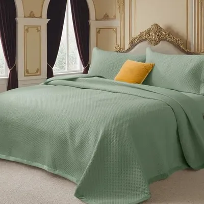 Produktbild von Tagesdecke Bettüberwurf 220x240 cm Bedspread mit 2 Kissenbezüge, Weiche und Leichte Steppdecke für 4 Jahreszeiten, Hellgrün