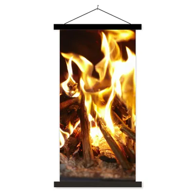 Produktbild von MuchoWow® Textilposter Ein Kamin mit Feuer 40x80 cm mit schwarzem Rahmen - Wandemalerei