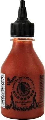 Produktbild von [ 200ml ] FLYING GOOSE Sriracha Hot Chilli BLACKOUT Sauce / EXTREMELY HOT Chilisauce