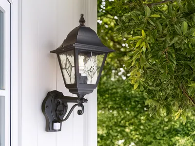 Obrázek produktu pro Venkovní nástěnné svítidlo Elstead Norfolk Sensor E27 47cm černé IP43