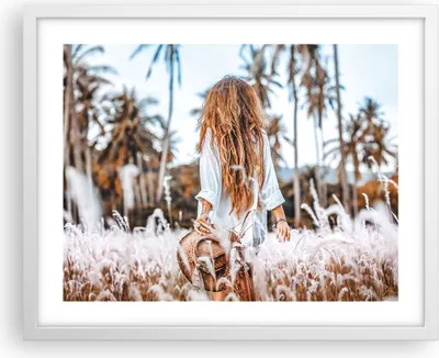 Produktbild von Gerahmtes Poster - Weißer Rahmen - Wiese Frau Gras - 50x40 cm - Wand Bild - Wanddeko - Wandbilder - Kunstposter - Wandposter - Bilderrahmen - Bilder - Kunstdruck - Wanddekoration - P2WAA50x40-5115