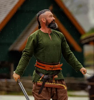 Produktbild von Mittelalterliche Wikingertunika Ivar, Grün, Größe S, langärmlig, 100% Baumwolle
