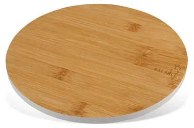 Imagen del producto de Tabla de cortar de bambú, 24 x 24 cm, marca Fackelmann, línea Balance