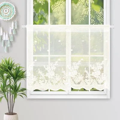 Produktbild von Kurze, halbtransparente Küchenrollos mit Blumenmuster