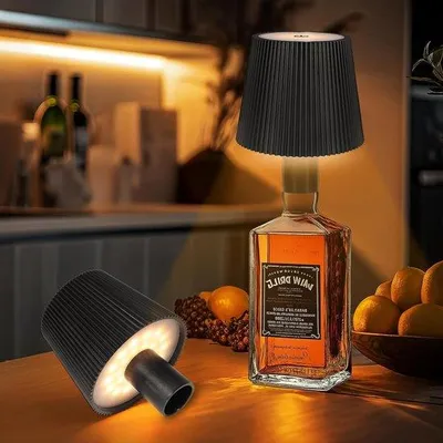 Productafbeelding van Draadloze fleslamp set van 2 - Oplaadbare LED verlichting voor buiten, tuin en camping