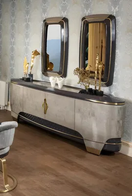 Immagine prodotto di Lussuosa credenza da salotto color beige con 2 specchi