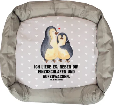Produktbild von Mr. & Mrs. Panda Hundekörbchen Pinguine Einschlafen - Grau Pastell - Geschenk, Vatertag, Mitbringsel, für Freundin, Frauen, Muttertag, Partner, Hochzeitstag, Ostern, Hund