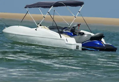 Produktbild von Design 3-Bow Bimini-Top mit Seitenteilen 183x(170-182)x137 cm, Planen & Abdeckfolien 2024 Neu